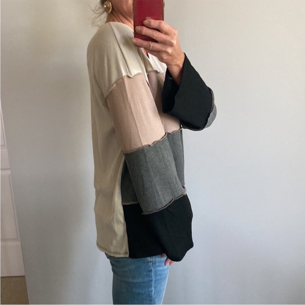 Waffle Knit, Color Block Long Sleeve Tunic Top - Picture 7 of 11